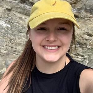 Meet your Posher, Christy